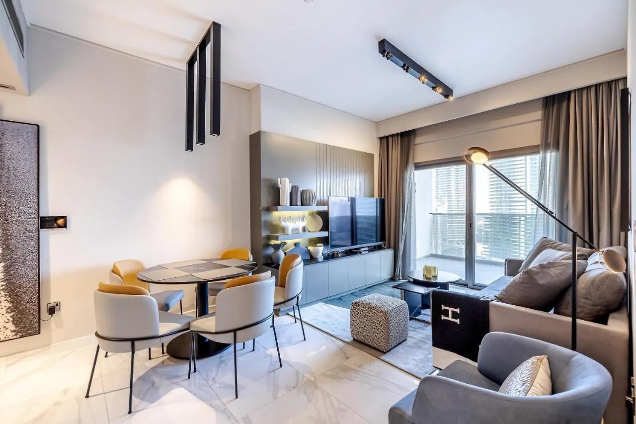 1Br Plus Study Mag 318 Canal View Business Bay location